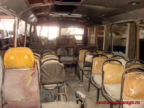 07_bus_garage_19