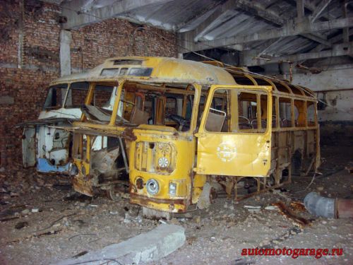 07_bus_garage_16